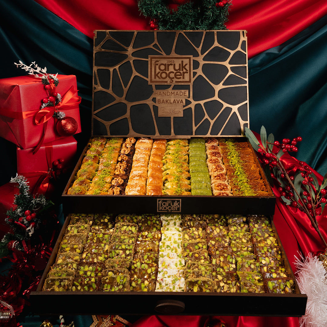 Grand Christmas Box