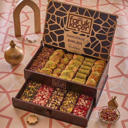 Mini Grand Treasure Box